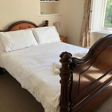 Giltar Grove Country House 滕比 外观 照片